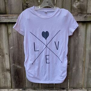 Love tee sz. M